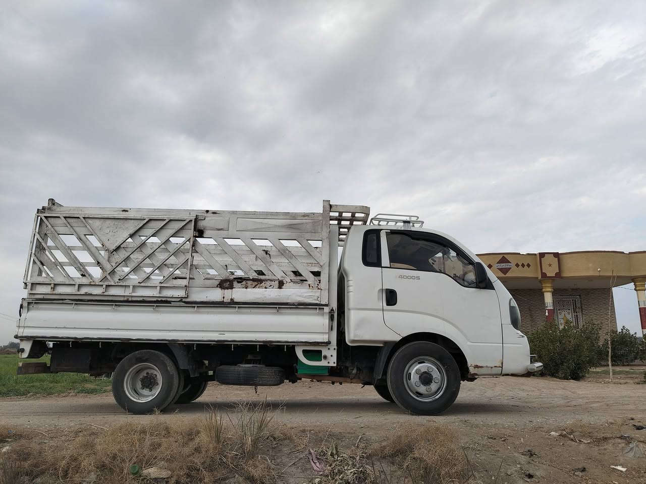 السلام عليكم كيه فحل موديل 15مكفول كفاله عامه رقم بابل سنويه بسمي مجدده مشروع وطني رقم انكليزي تخم تاير تانكي 120سياره مكفوله من كير اكسن محرك السعر 125وبيها مجال حك الجيه مكاني بابل ناحيه النيل 
***********///***********
