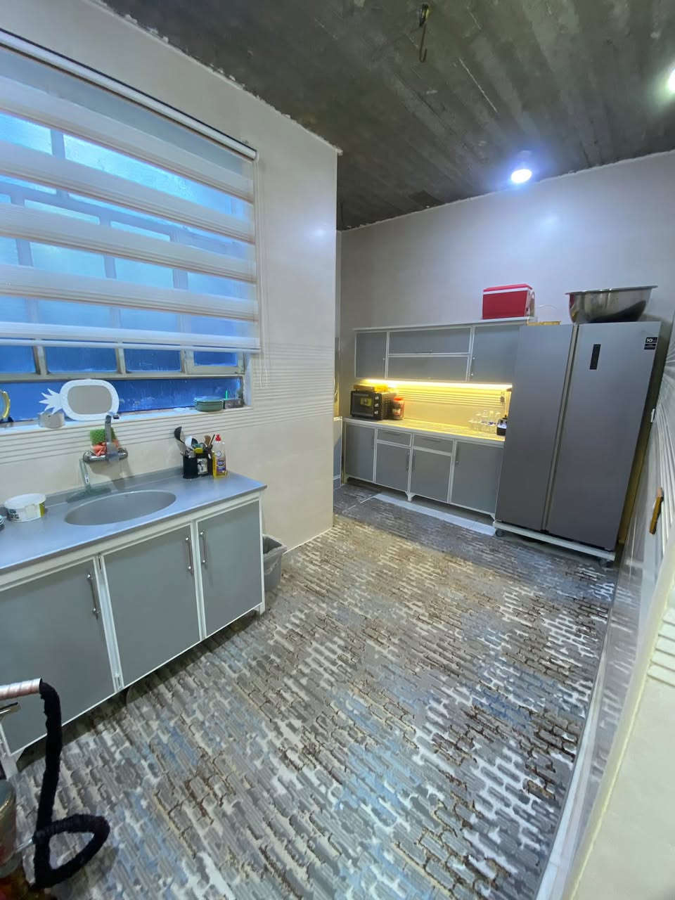 بيت للبيع🔴زراعي اقرار محكمة مداور اسهم سند (٢٥)

📍الصياغ نزلت حسينية  الباقيات الصالحات 

المساحة 📐(١٠٠)m مربع 
البناء 👷كونكريت مسلح 

البيت يتكون من :

غرفة (١)
صالة
مطبخ 
استقبال 

صحيات داخلية 
صحيات خارجية 

السعر💰80 مليون قفل 

📞 للاستفسار والتواصل: يمكنكم المراسلة عبر الخاص، أو الاتصال/واتساب على الأرقام التالية: 👤 أستاذ حسين: *********** 👤 أستاذ مثنى: ***********

📍 عنوان المكتب: نزلة الجسر - من جهة الجربوعية - مقابل مجمع صادق آل مطشر. ✨ مستعدون لعرض كافة عقاراتكم وتسويقها بأفضل صورة.
