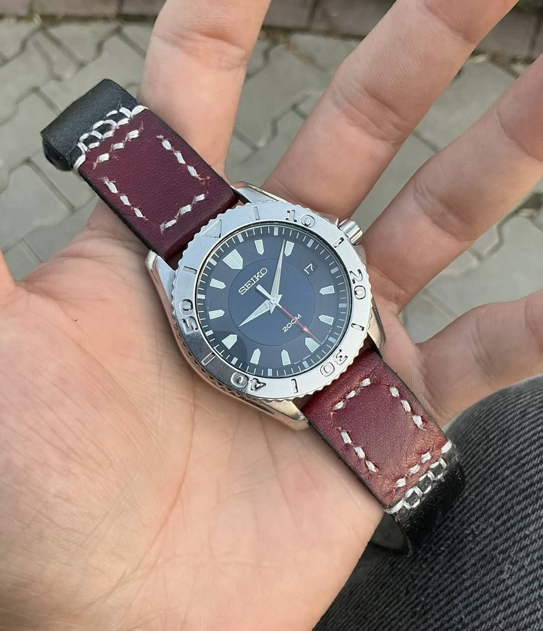 السلام عليكم ساعة سايكو ياباني اصلي
بحري كوارتز بطارية 
طوق دوار
عقارب وارقام فسفور
قفل بحري
نافذة للتاريخ
قطر 41
سير جلد طبيعي 
85 الف


**إذا كنت صاحب هذا الإعلان وتريد حذفه لأي سبب، رجاءا أرسل رسالة إلى الدعم الفني**