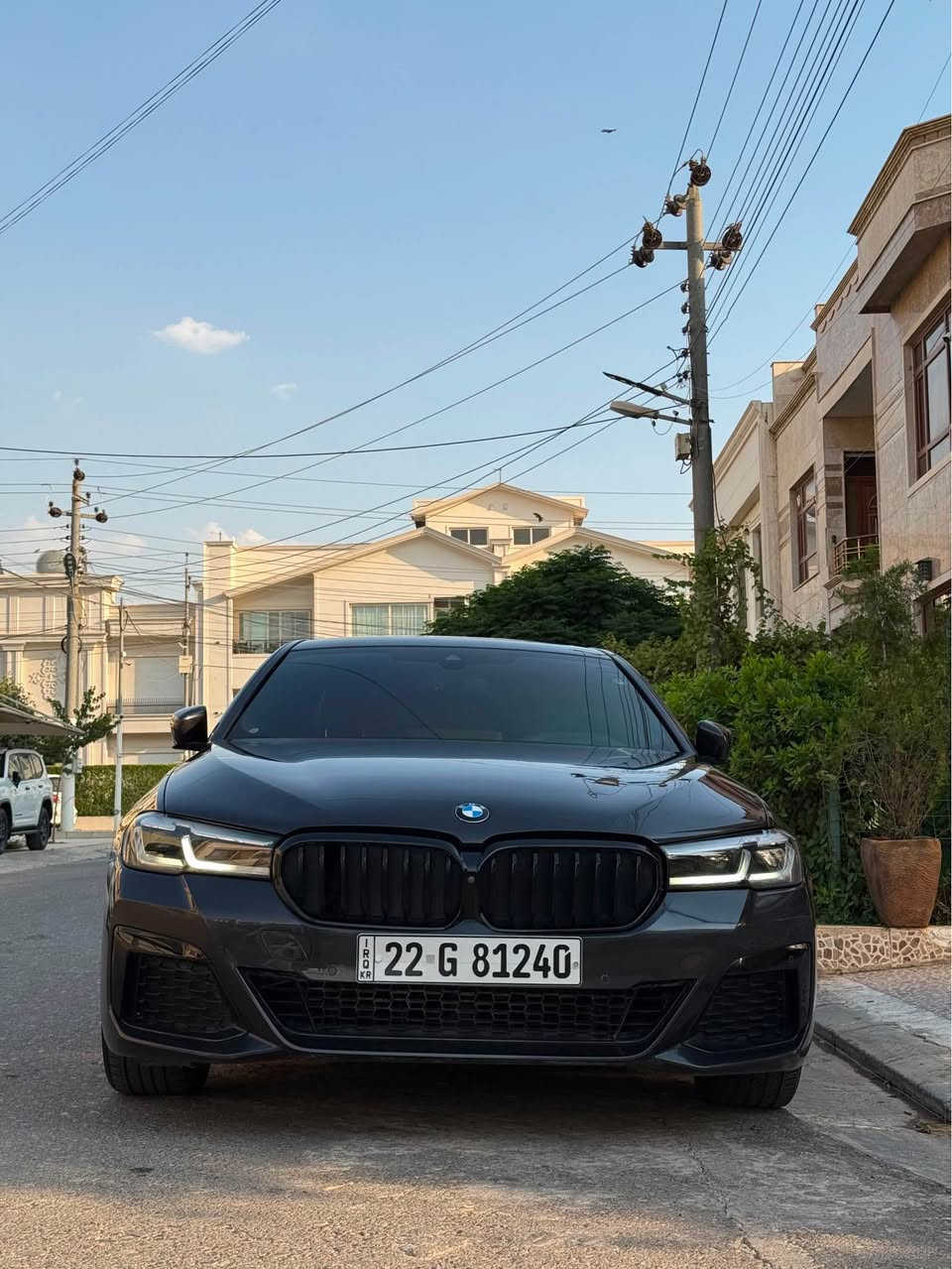 BMWموديل 2021 فول فول مواصفات داتاشو كوشين700كاميرا 360پلة 5كاميرا وة حساس 360پلة و رادار و سماعة هارمان كاردون سيارةكة كامل كراوةتة ئيم پاكيج  وة تازة كامل سيرفزي شةريكةي بو كراوة يةك دينار مةسرفي تيدانية لةسةر وةزعي شةريكةي خوي ماوةتوة بةشةرت لةگةل صفريك فةرقي نةبيت سيارة لة يةكةم دةستةوة لاي خومة وة بةناوي خومة زور كةم بةكار هاتوة هةموو سيرفزيكي لةشةريكة بو كراوة وة گيرو مةكينة و كارةبايات و تةقةو رةقة تةنانةت چركةش بةشةرت سةيارةكة سيارةكة يةك بست لة چاملغي وة توزيك لةبونيتي بوياغة بي ژوري پشت و پيشي ناو دةركةو تةنيشتةكاني و هةمووي كةبسة بةشةرت نوقتةي نةبيت دةعمةكةي زور زور خةفيفة رةقم شانسيم دانةوة 
سعر:-285$
ژ.م:-*********** أربيل, العراق
