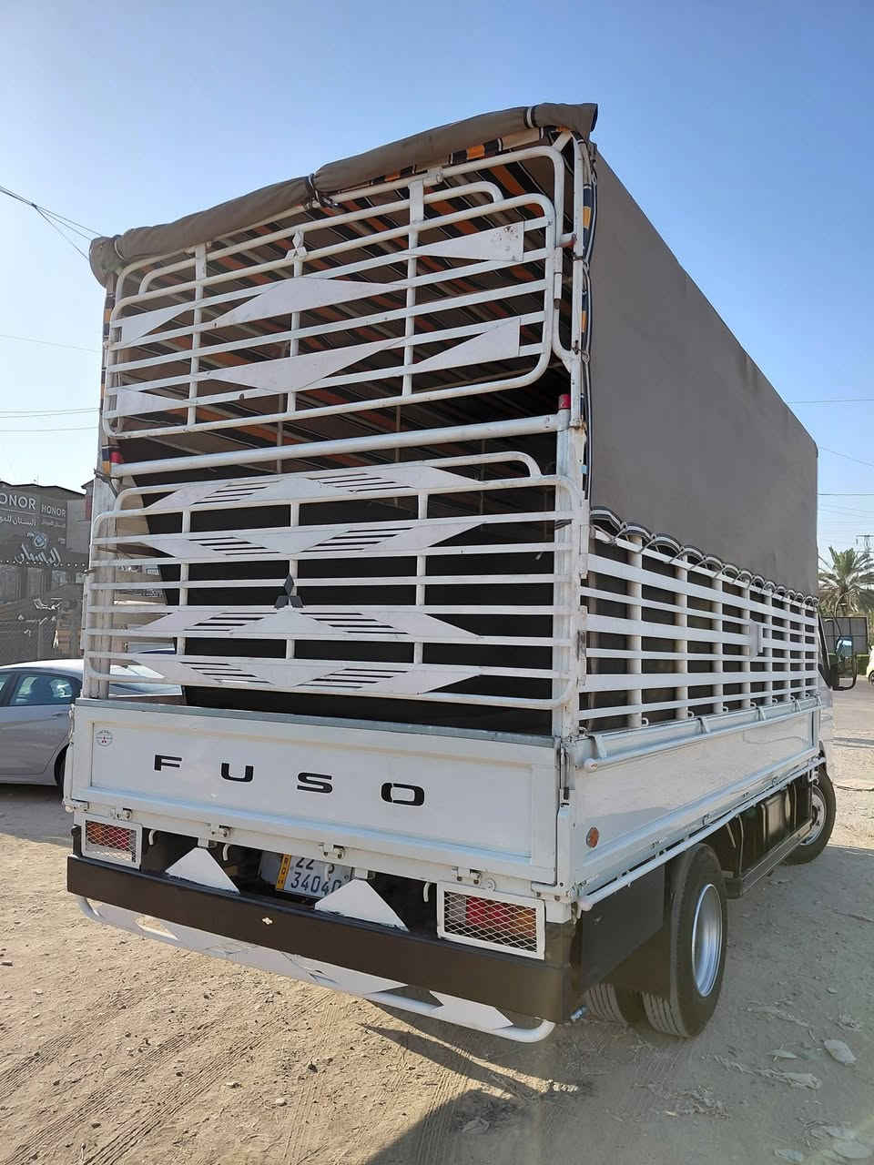 السلام عليكم كنتر موديل ٢٦ سنويه ٢٦ رقم اربيل بسمي تخم تاير ١٧ ونص حداديه جلال تانكي ٢٠٠ دوشمه غرفه كامله ماشيه ١٣ الف زيرو السياره تحويل ثاني يوم العنوان بغداد الزعفرانيه لاستفسار الاتصال على الرقم ***********  ***********
