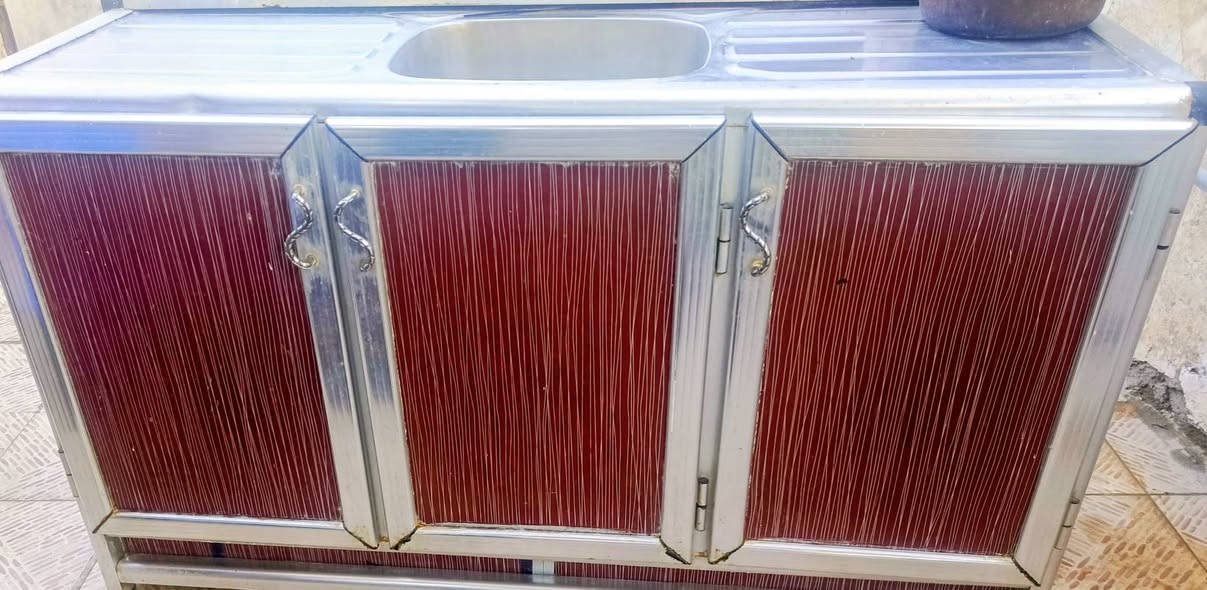 كوت حي الجهاد 
250بي مجال بسيط


**إذا كنت صاحب هذا الإعلان وتريد حذفه لأي سبب، رجاءا أرسل رسالة إلى الدعم الفني**