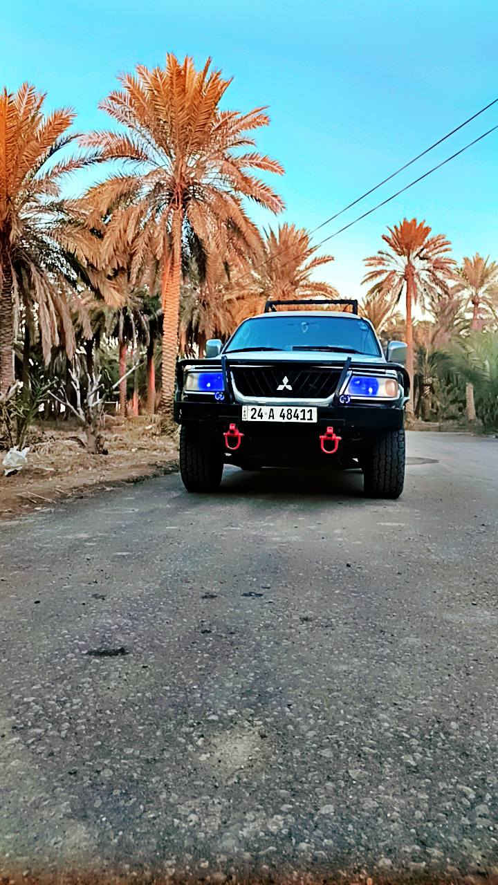 مسيوبوشي  مونتيره 2003
فور ويل شغال

كامره خلفيه

 صدر جديد خلفي امامي

منضومه غاز حكوميه 60 لتر اصلها 8 سلندر 

تخم تاير جديد 

بدون ضربه كشرها حلو 

بيها معجون بالقماره شويه واكعه عليها قمريه

75  وبيها مجال 

ترايك للبصره 
سنويه لل 2028

تحويل مباشر شرط التحويل المالك يمي 

***********

***********
