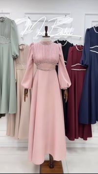 ملابس • بكل المقاسات • حجز خاص