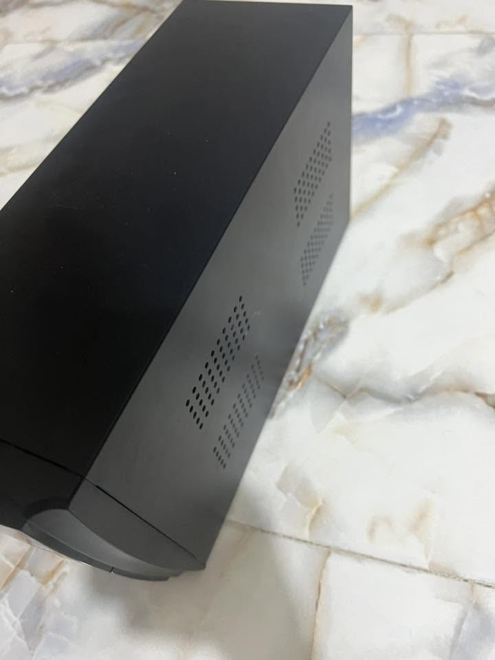 يو بي اس ups للبيع جديد ما مستخدم هواي سبب البيع اشتريت عاكسة  حجمه 1500 بطارية سليمة 
سعره 45 الشراي يتصل ويدلل 
 ***********
