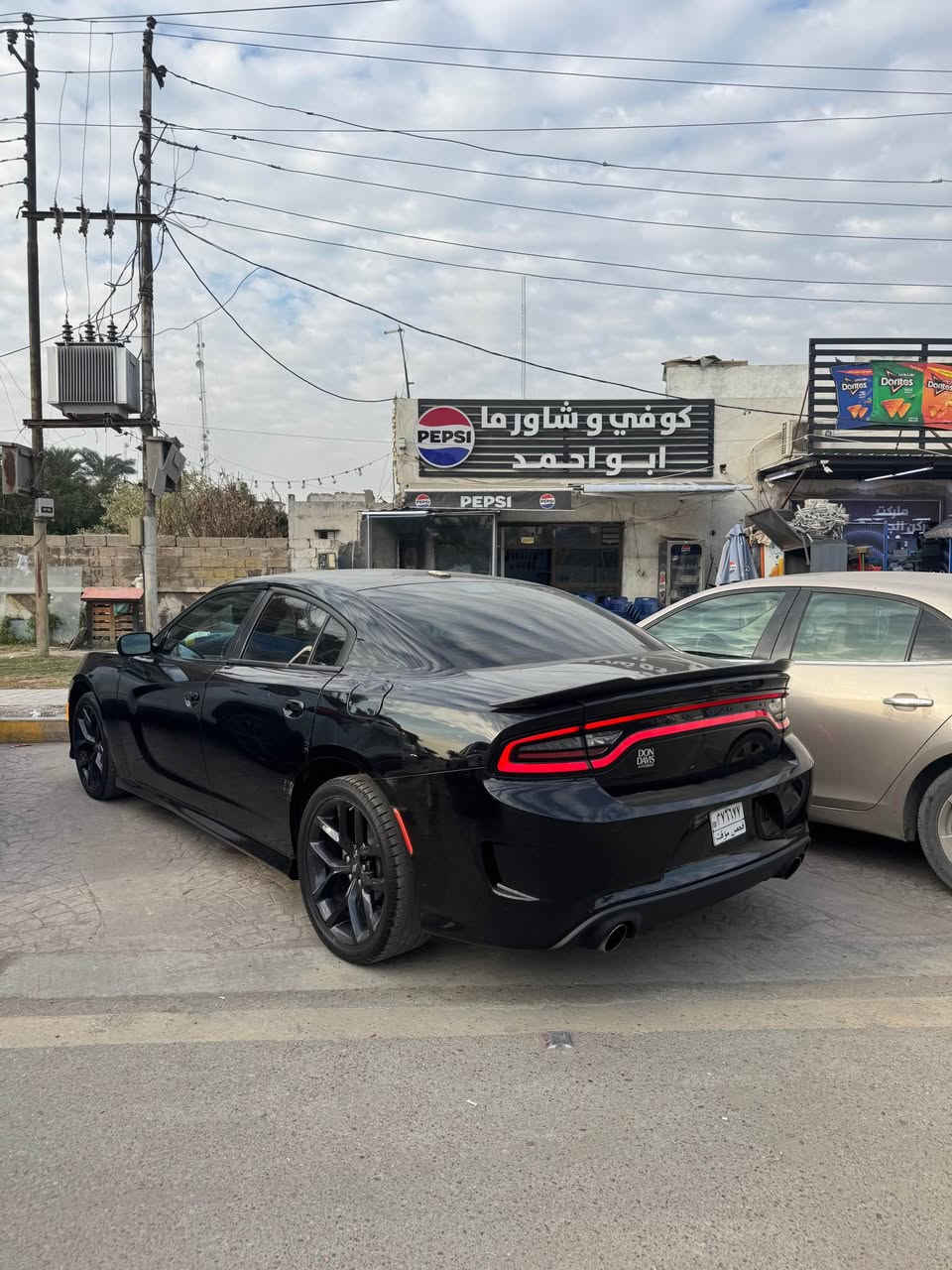 سلام عليكم تشارجر 2023 RT سوبر تراك باك مواصفات نص فول ماشيه 21 الف ميل حادثه جاملغ امامي يمين نفسه رجع وباب سايق سرقه ودعاميات (بدون حادث) بدون ايرباك السياره كبال عينك مابيهه اي نقص سعر 235 ➡️
بدون رقم تترقم كل محافظات مجالهه حك جيتك
 (شي بسيط) مكاني بغداد الجادرية *********** بغداد, العراق
