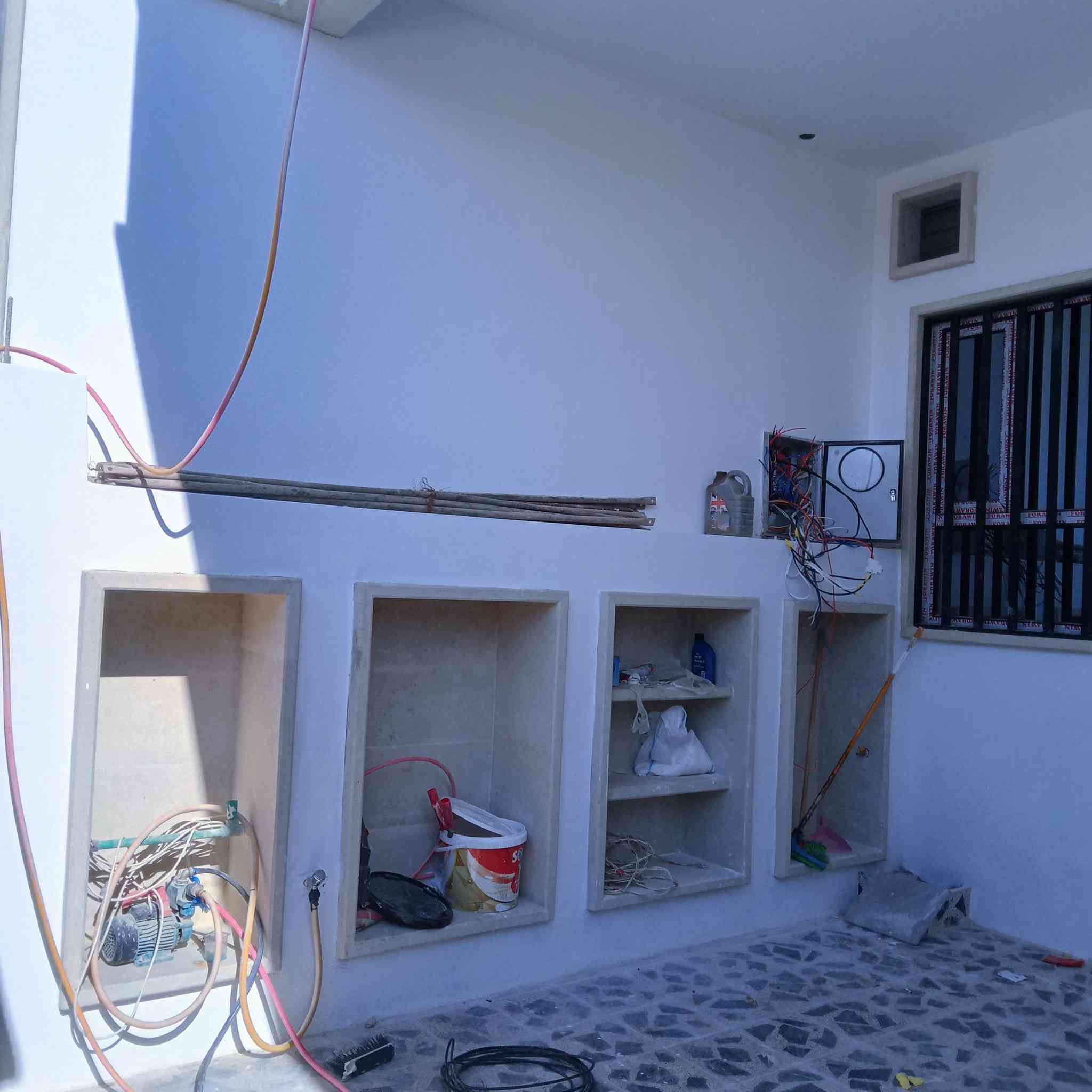 عروض مكتب انوار الخير 
دار للبيع جمعيه زراعه 
وصل جمعيه
مجاور جمعيه نخيل
على طريق دهوك
مساحه 150 متر
طابق ونص
طابق الول استقبال ومطبخ وهول
وغرفتين نوم وصحيات
********
طابق ثاني غرفتين نوم وهول وصحيات 
نضام دكتات
***********
***********
ابوعمران العقار
