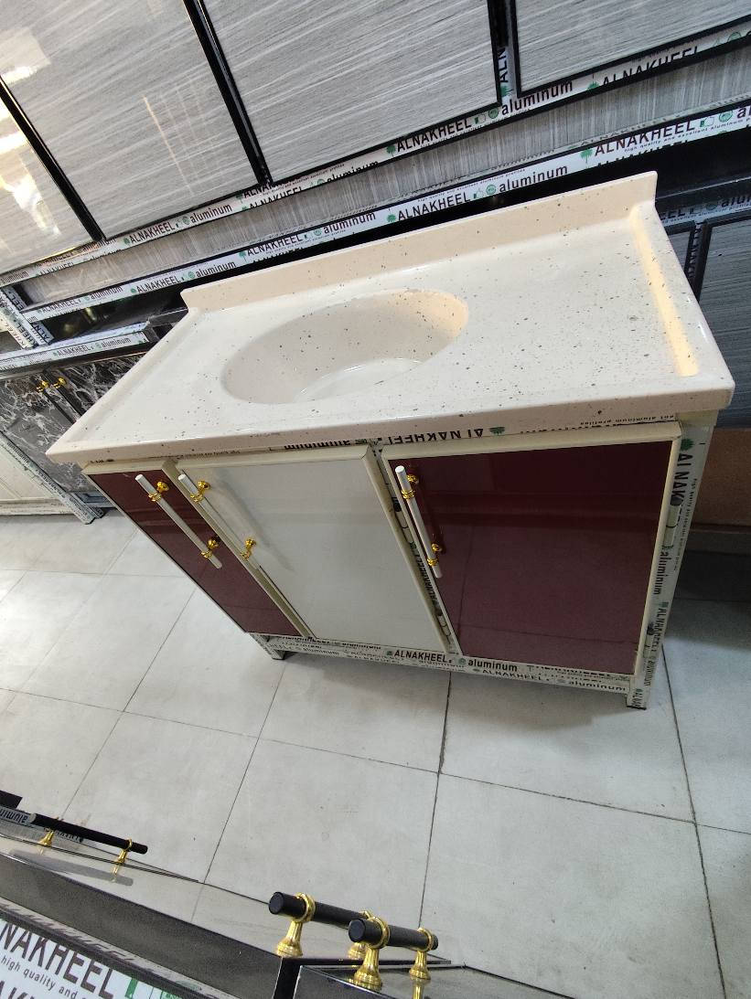 للبيع 🔥
سِيتات كاونترات. جديده جاهزه ويتكوّن من:
▫️ أرضي قياس 1.5
▫️ ملحق قياس 1.5
▫️ سنك مرمر قياس 1.5
🎨اللون. ماروني وكريمي
💰 السعر: 430 ألف فقط
_______________________
▫ارضي قياس 2 متر
▫ملحق قياس 2 متر
▫سنك مرمر قياس 1.5متر

🎨 اللون: رصاصي واسود
💰 السعر: 500 ألف فقط

📍 الموقع: بغداد – حي الجامعة، نهاية شارع المصرف، قرب الجمعية

📞 للاستفسار: *********** بغداد, العراق
