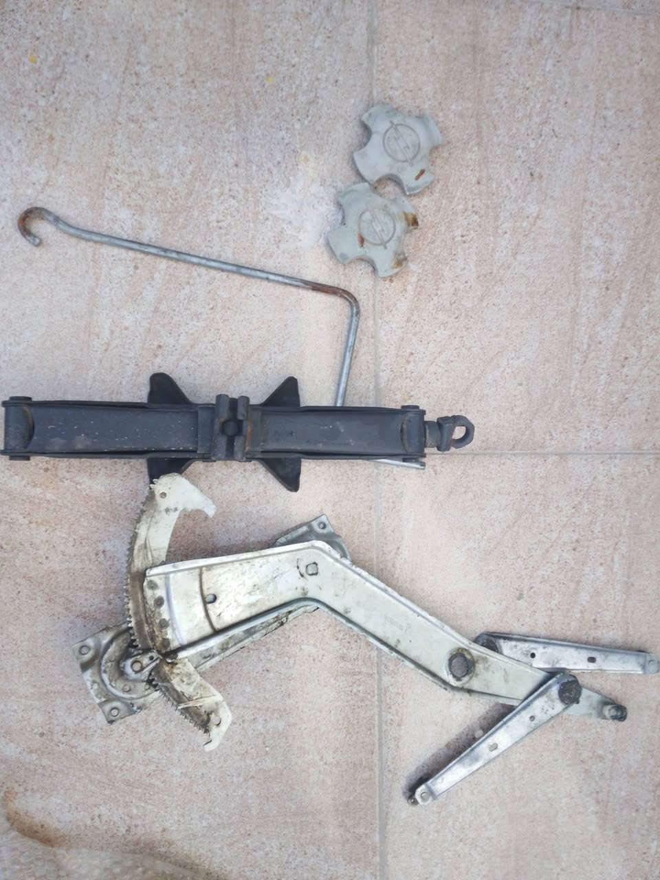 صندوك فكترا سعر١٠٠ ***********
