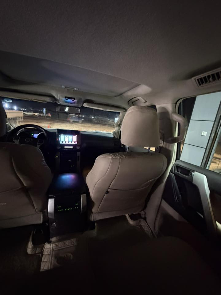 سلام عليكم
برادو 2013
V6
بيه ملاحضات بسيطه موضح بسونار 
للاستفسار 
***********
