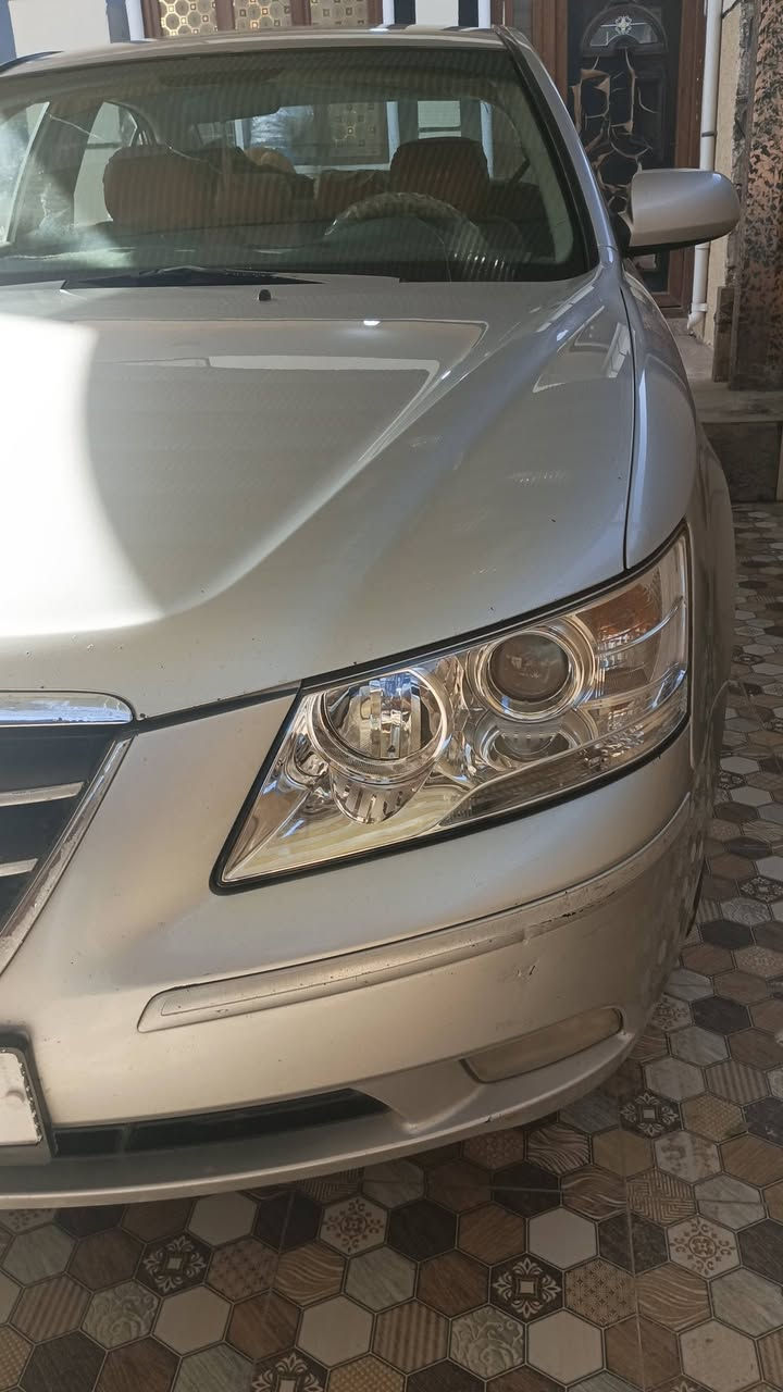 سلام عليكم. سيارة سوناتا موديل 2009 وارد امريكي كلين مكفولة كفالة عامة المكان ديالى ***********/***********
