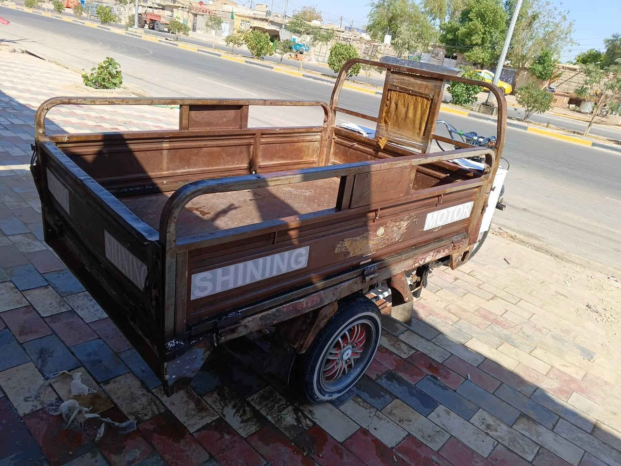 سلام عليكم ستوته للبيع موديل 17 محرك 25كفوله شاصي اورق أصلي بسمي كفاله عامه عنوان كربلاء الستفسار ع هاذه الراقم ***********
