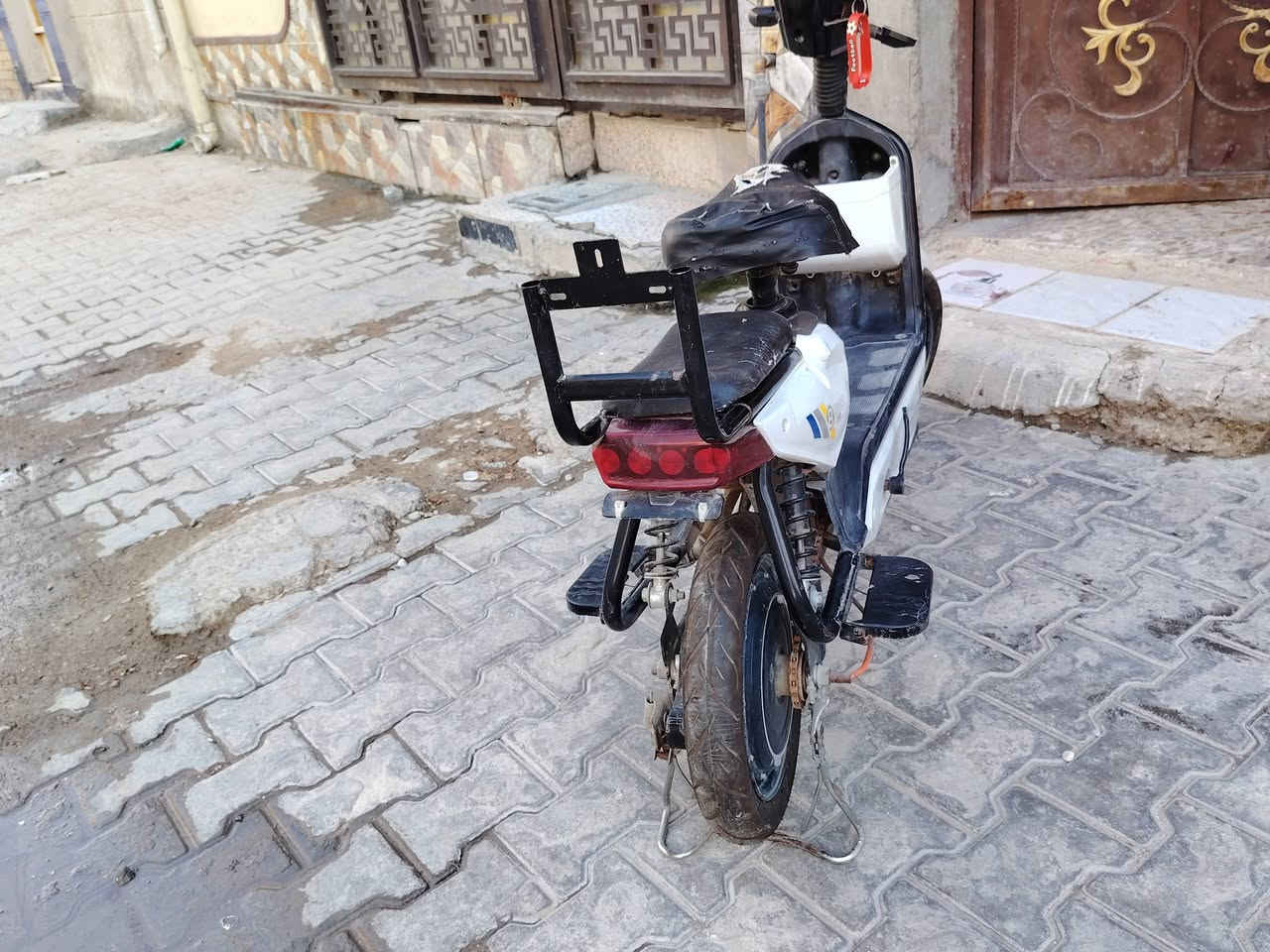 سلام عليكم من رخصت الادمنت عندي دراجه شحن حجم ١٤ للبيع يراد باتريات جدد *********** سعر على خاص بغداد الحريه
