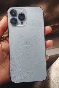 آيفون ١٣ برو ماكس • ٢٥٦ • كسر بالضهر