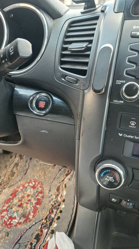 کیا سۆرێنتۆ  ٢٠١١  گاز

بڕاوەی دوبەی بێ رەقەم 
فووول فووول مواسەفات تەنها سڵاید نیە
سویج بەسمە دەرگا بەسمە  ٧ نەفەری کوشن جڵد ، کوشن هیتەر کوشنی سایەق کارەبایی و گەرم و سارد 
٤ پستۆنی گاز بیلاد زۆر بەهەڵمەت و ئابوریە 
گێر مەکینە کارەباییات عەتەڵات هەمووی بەشەرت
 رەقەم شاسی:  KNAKU815BBA119285 
شوێن: هەولێر 
تەنها فرۆشتن 
نرخی ٥٩ گەڵاو یەکتۆز معامەلە 
***********

للبيع كيا سورنتو كاز  2011
ادوات ، ادوات ، ادوات بدون رقم

فول مواصفات ماعده الفتحة
بصمة وشاشة 
كصة جنطة محرك ديزل كوريه  اشاير وشفط مرئي
حداديه محرك كير تبريد كفاله
قطعتين تبريد 7راكب
سياره جاهزه ع اخر حبايه
مكان اربیل 
السعر  59 ورقه و مجال 
***********  واتس اب أربيل, العراق
