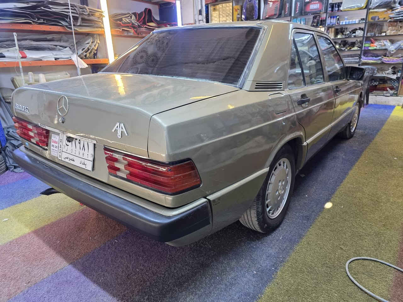 السلام عليكم دب رقم بغداد محرك ونجي مصبوغه عام بدون اي حادث موديل ١٩٨٥ العنوان كربلاء العطيشي موبايل ***********  السعر ٤٥ بيع او مراوس حسب القناعه
