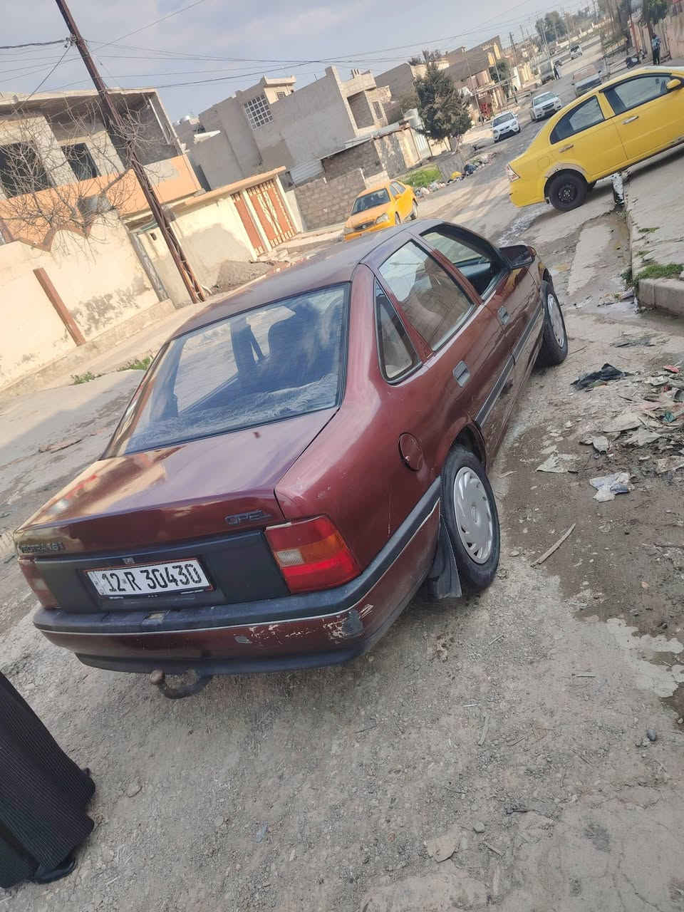 موديل ٩٢ حجم ١٦ سياره حلوه بلا ضرر طخم تاير جديد باتري جديد طخم جديد سياره ناعسه ومال بيت ما تصرف ربع عليها بسمي هزه جديده سنويا ال٢٠٣٥تنتهي السعر ٤٣ وبيها مجال للتواصل ***********
