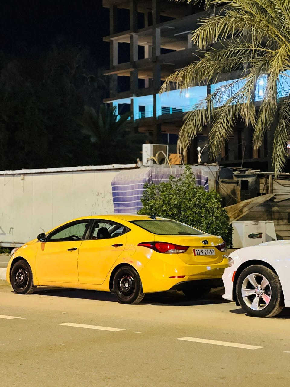 السلام عليكم  النتره مديل 15جاملغ مبدل والباقي ليبل واحد
مكينه بيها  لغلقه بدون فتح ولا تبخير ولا تنقيص
كير جديد تخم تاير  حدايده كله جاهز
تبريد منظومه توني شادها
مصفره هيئه وغرامات رقم  بغداد الجديد تحويل ثاني يوم
تحكم جيهتين
شاشه بلاديه 
ايكو تقليل وقود
كهربائيات  كلها بلاديه 
دواخل بيت النحله
السعر 113وبيها مجال لشراي مكان ناصريه سيددخيل 
رقم راعيها ***********
