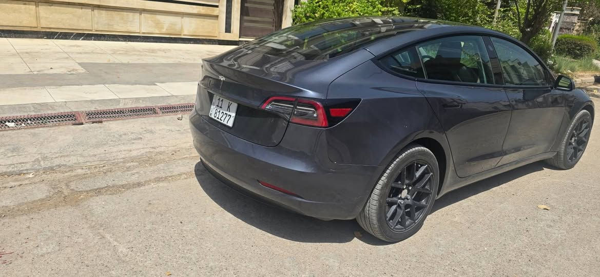 🚘 إعلان بيع – تسلا 3 وارد أمريكي 2023 🚘
السيارة: Tesla Model 3 – 2023 وارد أمريكا
الحالة: حادث بسيط، مصبوغ جملغ يمين + نصف جملغ يسار + باب (3 قطع فقط)
ماشية: 4000 كم فقط
ملاحظة: أرباك ستيرن طاك
المواصفات:
✅ تحديث أونلاين
✅ مواصفات تسلا 3 المعروفة (كهربائية بالكامل – دفع خلفي – تشغيل ذكي – شاشة كبيرة – أنظمة أمان متطورة)
💰 السعر: 16,500 $ (بيع فقط)
📍 المكان: بغداد – البنوك
📞 الاتصال: ***********
