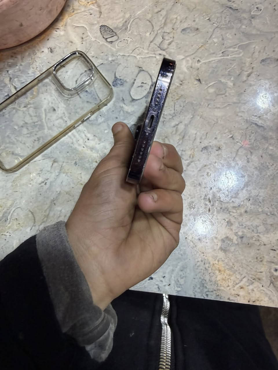 السلام عليكم أيفون14promax ذاكرة256بطارية82 ملحقاته كاملة السعر 850 وبي مجال حك الجية العنوان الكاظمية للاستفسار الاتصال على الرقم *********** مكلف بالنشر
