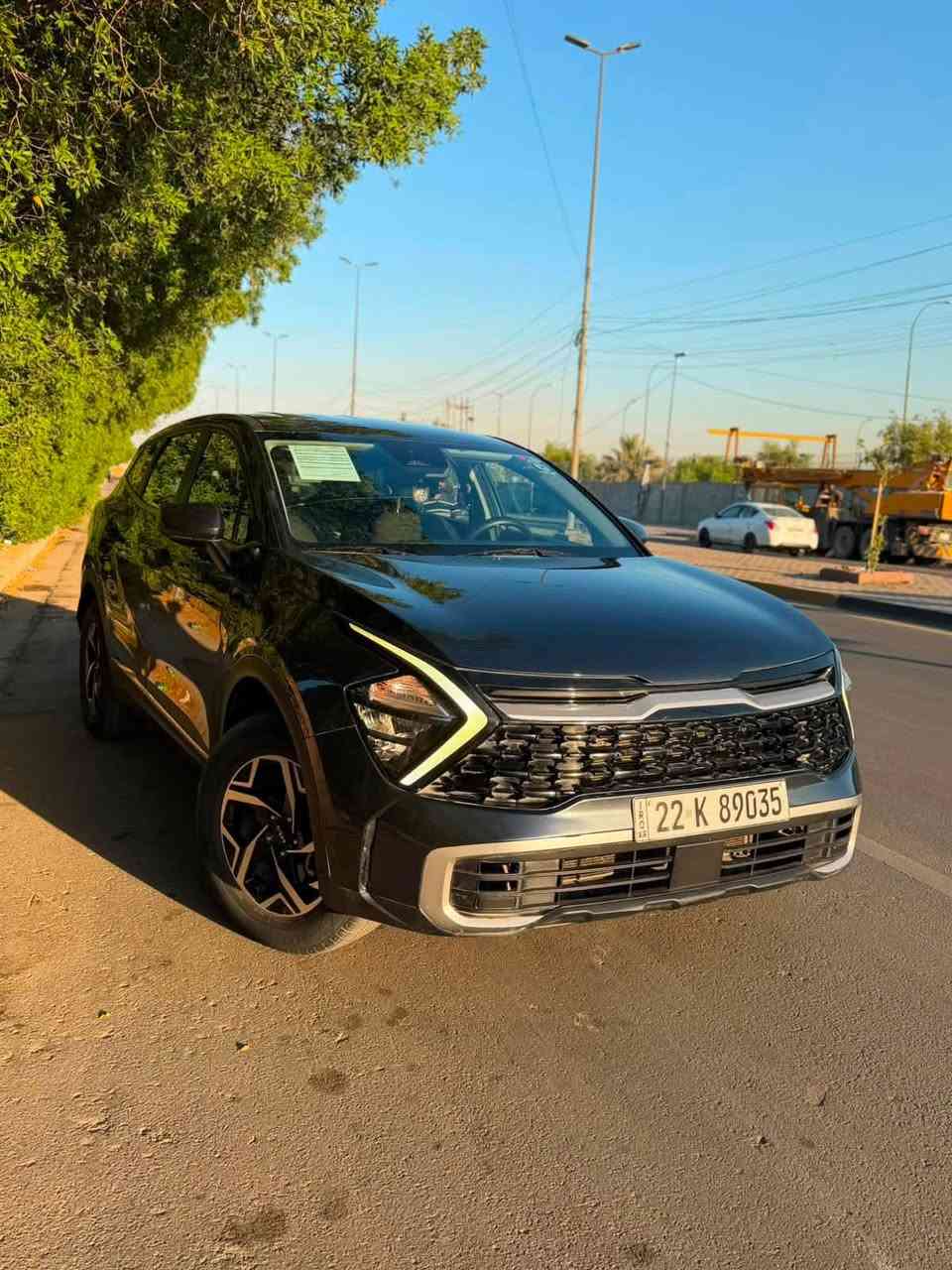 السلام عليكم
سبورتج 2023 وارد امريكي 

صبغ بند فقط 

مواصفات الستندر ماشيه 47000 ميل 

السعر 185  ورقه
للاستفسار ‭***********‬
