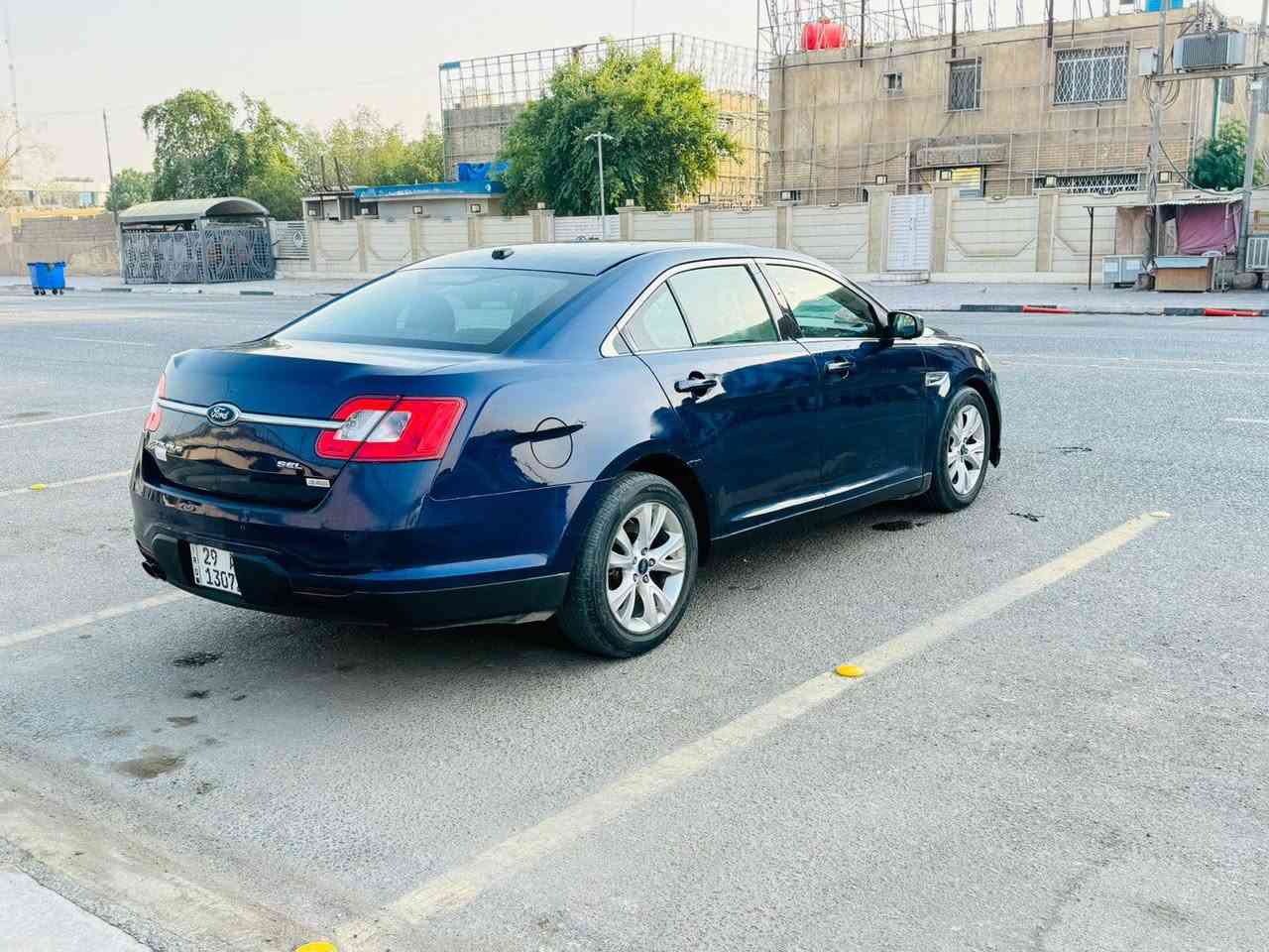 السلام عليكم ورحمه الله وبركاته عندي سياره فورتي تورس  مراوس صير فول أمريكي الاتصال على الارقام التاليه ***********
***********
مكان كربلاء المقدسة بسمي سياره
