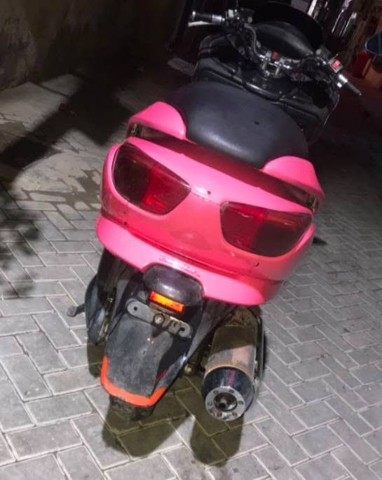 السلام عليكم دراجة صفر 8  عميه بلادي محرك حلو لا صرف ولا تنقيص سعر 750 وبيها مجال بغداد مدينة الصدر قطاع ١٧ هاتف ***********
