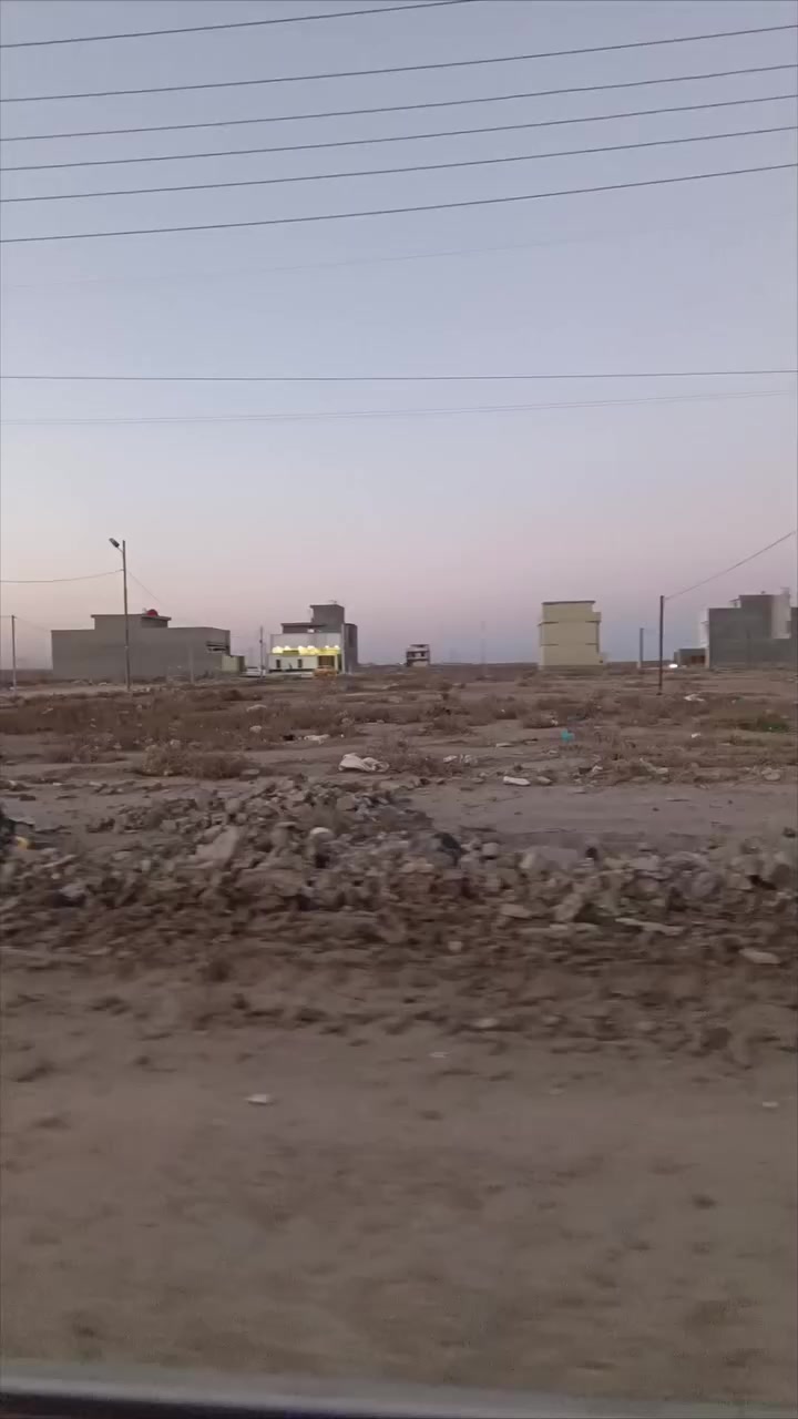 شعلان الساعدي  ***********
القطع للأستثمار العقاري أو السكن ويوجد أراضي تجارية
