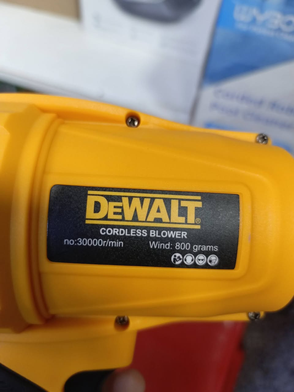 متوفر جديد
بدون بطارية قيم وخذ قطعه وحدة فقط 
#الجميع . @إشارة


**إذا كنت صاحب هذا الإعلان وتريد حذفه لأي سبب، رجاءا أرسل رسالة إلى الدعم الفني**