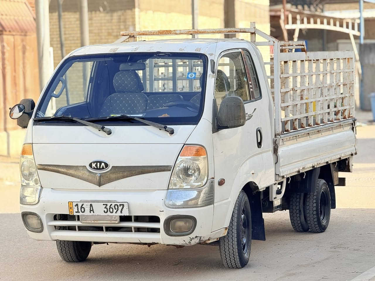 سلام عليكم كيا بنكو ثري موديل 2008 رقم قادسية   الاماني مشروع وطني سنويه لل2028 شرط تحويل كفاله من ضربه والصبغ والتبديل شاصي مكفول صدر جديد تخم تاير مكينه 2700   سياره كلش حلوه وبلعافيه عل ياخذهه ماشيه 115 الف حقيقي على ايدنه. استخدام نضيف 

السعر ب 88 
مكاني النجف الاشرف 
***********
