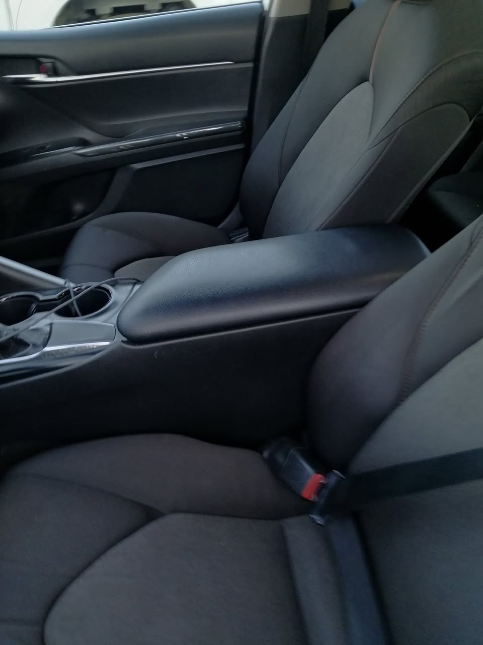 كامري ربع جاملوغ والباقي كلو بشرت تحويل وكاله تريد سعر ١٩٢ ورقه *********** دوميز فايده
