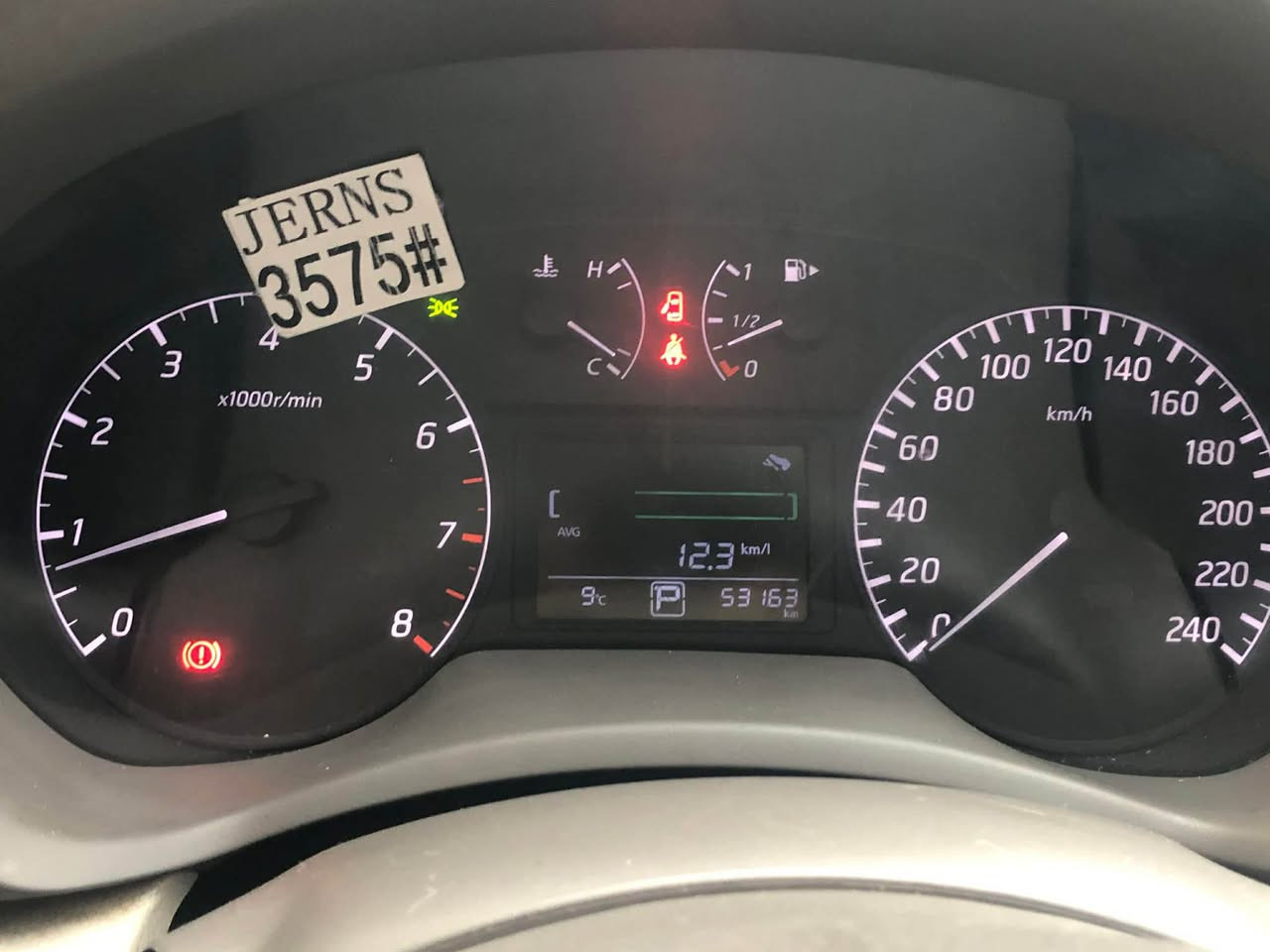 تیدا ٢٠١٤ به‌شه‌رتی  كۆمپیته‌ر ٥٢  هه‌زار  رۆشتوه‌  پێویست به‌ وه‌سف ناكا  بۆنیدی بۆیاخه‌  هه‌مو گیانی به‌ شه‌رت  هیچ مه‌سروفێكی تیا نیه‌ گێرو مه‌كینه‌ لۆكه‌ به‌ شه‌رت سه‌یاره‌كه‌ زۆۆۆر زۆۆر تازه‌یه‌  شوختیشی نیه‌ نرخ ١١٠ تكایه‌ گه‌ر كریار نی بۆ پرسیار كردن په‌یوه‌نسی مه‌كه‌ جونكه‌ سه‌یاره‌كه‌ یه‌ك دینار مه‌سروفی نیه‌ ***********  كۆره‌ك  ڤایبه‌ر كويسينجاك, أربيل
