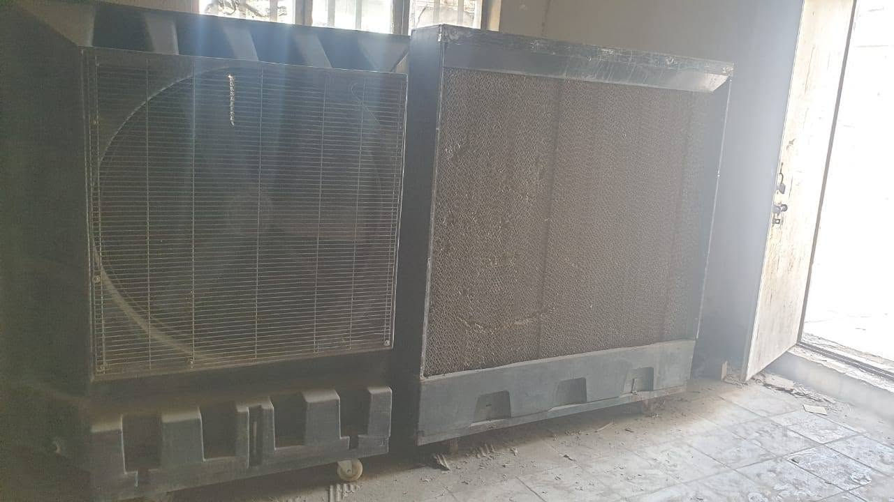 مبردات للبيع سعر ٩٠٠ ألف حجم كبير بغداد الحبيبية اتصل ***********
