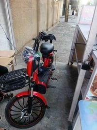 دراجه شحن باتريات جدد صار يومين من شديتهن الاتصال 07823350329  بصمه اس...