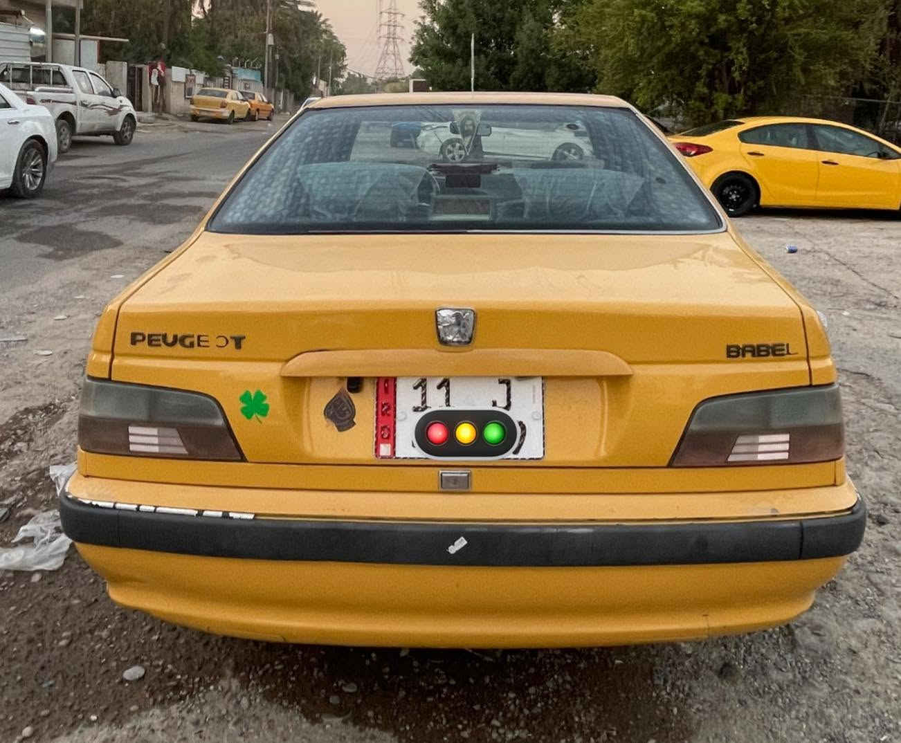 سلام عليكم
بيجو بارص 2015

رقم بغداد إنجليزي

سيارة جديدة معنى كلمة

‏على وضع الشركة جديدة 

‏جاهزة من كل شيء 

‏مكاني بغداد ***********￼
