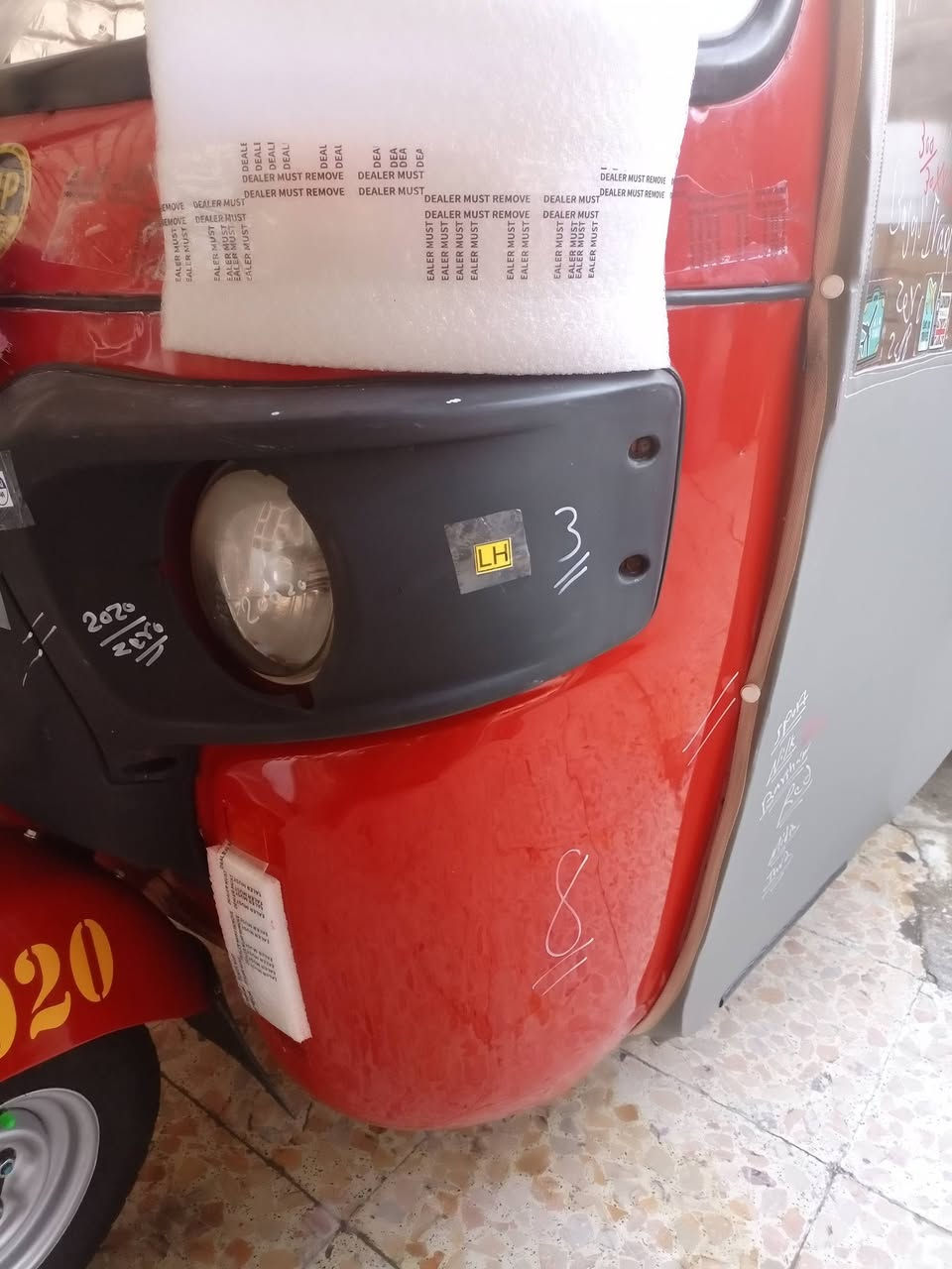 بسم الله الرحمن الرحيم
تكتك 2018 مكفوله كفاله عامه جديده بمعنئ الكلمه مكفوله كشر ومحرك تخم تاير سفريات دوشمه كلها جديد تكتك جانت متروكه فتره يعني فووول نضافه احلئ من الصور بهواي وتجي وتشوف بعينك رقم وسنويه انكليزي بااسمي تحويل ثاني يوم الشراي يخابر ويدلال ***********
