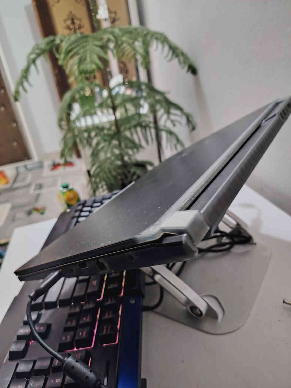 MSI Cyborg 15
العاب قوية ، البرمجة، والتصميم

المكان: السيدية / أبو غريب
رقم الهاتف: ***********

Specifications:
Model: MSI Cyborg 15
Processor: Intel Core i7 – 13th Gen
Graphics Card: NVIDIA GeForce RTX 4060
RAM: 16GB
Storage: 1TB SSD

اللابتوب صارله عندي شهرين ، أداء عالي وسريع
يتحمل اقوى الالعاب نسبة نضافته ٩٩٪
السعر 1,100,000 د. ع __ مليون ومية 
للاستفسار الاتصال على الرقم
***********
