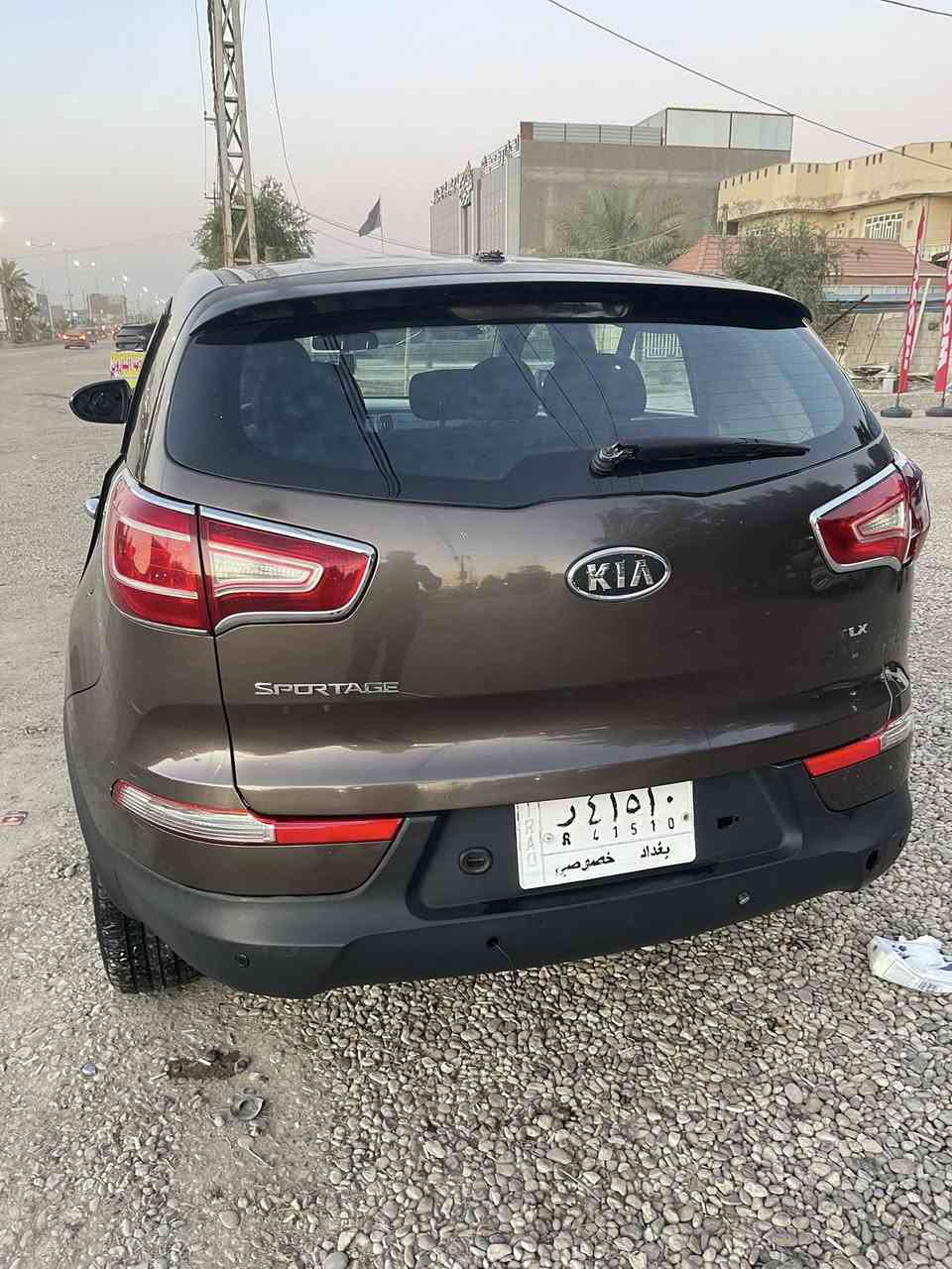 كيا سبورتج 2012 
وارد امريكي 
ماشيه ١٤٥ 
كير و مكينه مكفولات 
حداديه وسط 
السعر ١٢٧ ورقه 
العنوان بابل المسيب 
رقم الهاتف ***********
