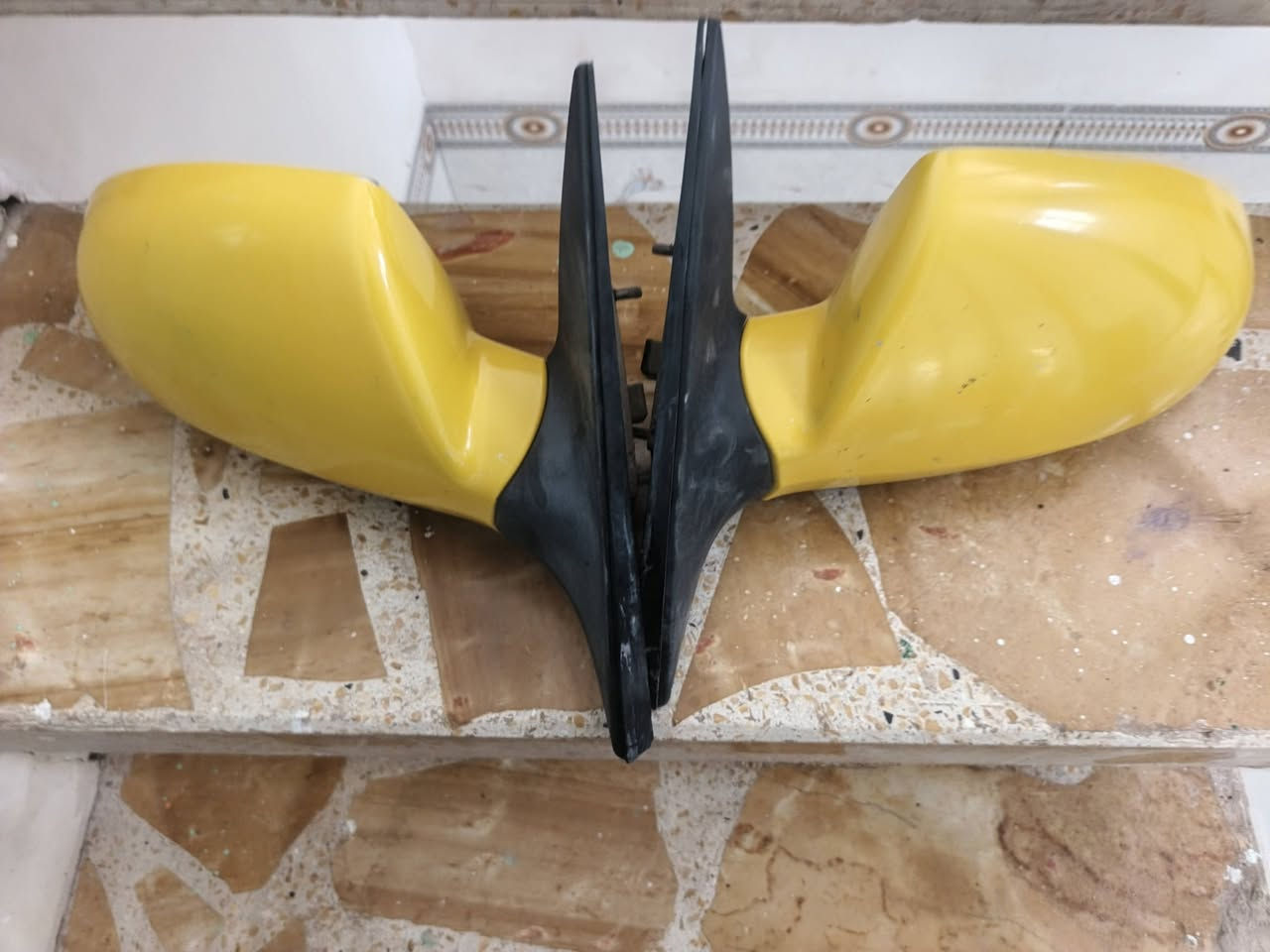 زوج لايت 
زوج مرايه
اصلي 
عنوان كوفه
رقم ***********
