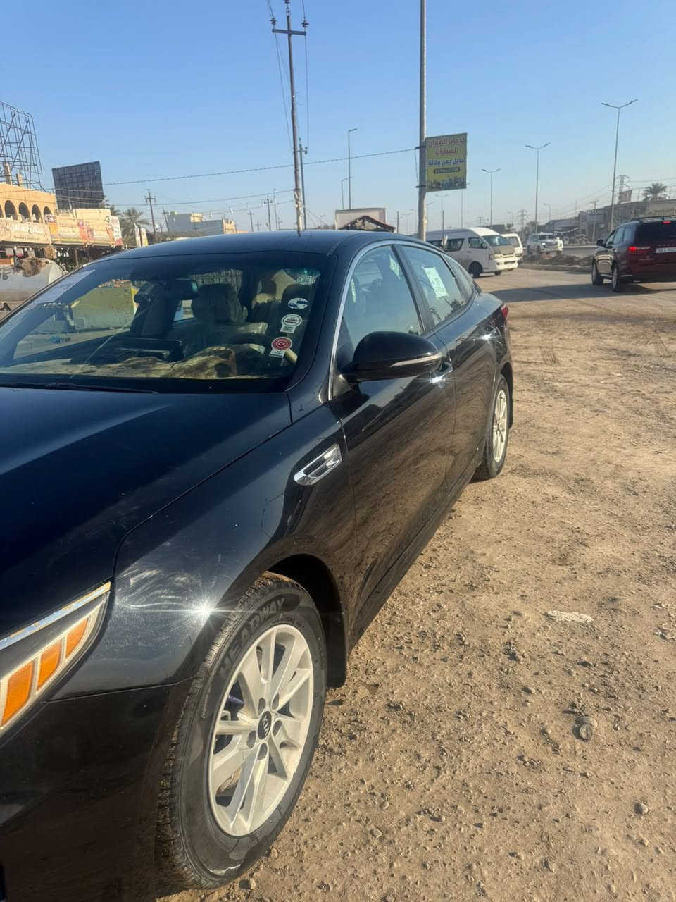 السلام عليكم للبيع أوبتما موديل 2017 رقم أربيل سنويه جديده كير ومكينه ما مفتوحات صدر امامي خلفي جديد تخم تاير جديد ويل كب سياره فول مواصفات السونار مرفق مع الصور السعر 133وبيه مجال بسيط 
مكان ديالى الخالص 
 رقم الهاتف 
***********
