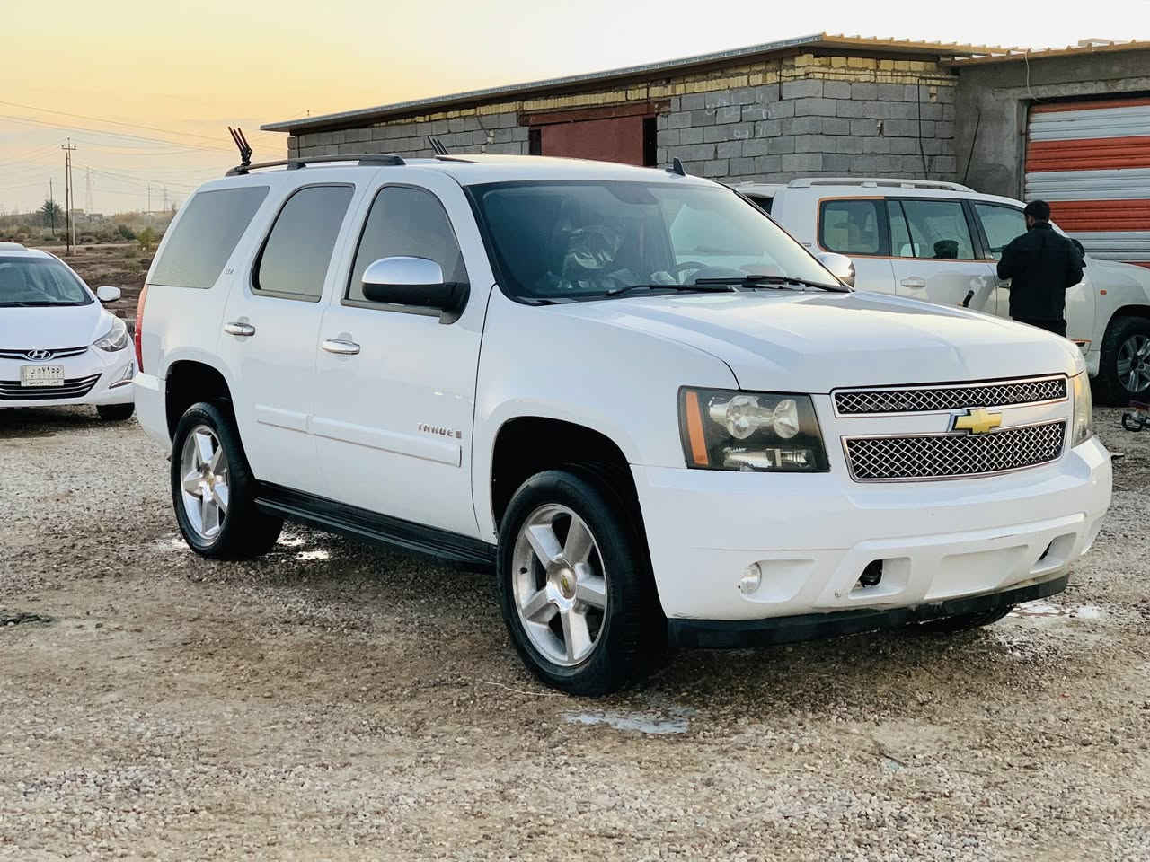 تاهو 2008LTZوارد أمريكي تبديل جاملغ وباب اصلية ودوسه صبغ  سيار فول١/١سياره جديد مابيه ناقص بدون راقم سعر 85نتصال على رقم***********
