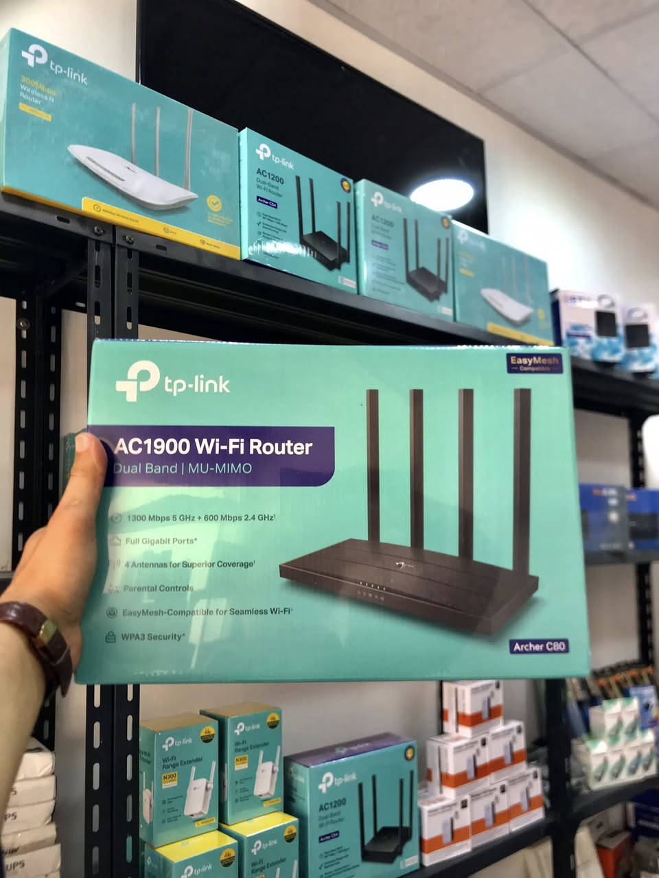 📲 تمتع باتصال إنترنت أسرع مع راوترات TP-Link الأصلي

✅ تغطية قوية: إشارات Wi-Fi واسعة لجميع أرجاء المنزل أو  ￼￼المكتب

✅ أداء عالي: سرعات فائقة لتصفح سلس وبث بدون انقطاع

✅ أمان متقدّم: حماية بياناتك مع تقنيات التشفير الحديثة

✅ سهل الإعداد: إعداد سريع في دقائق بدون تعقيد

🛑 ( كل ما يخص عالم الأنترنيت الحديث متوفر لدينا ) ✔️

 🛑 أسعار منافسة وجودة مضمونة من TP-Link 

🔹عنوان / ديالى : بلدروز / سوق بلدروز / داخل كراج الرفات القديم / مركز محمد .

للأستفسار مراسلة الصفحه أو الأتصال :

 *********** ☎️

تتوفر خدمة توصيل لجميع الأنحاء 🚚 🌎 .

