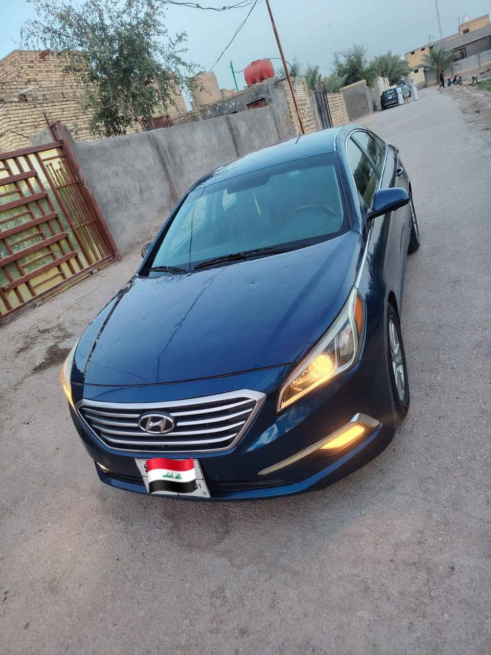 سوناته 2017 امريكي بيه چاملغ وباب بدون داخل سيارة رقم اربيل وكاله بسمي مواصفات تحكمات ستيرن كشن 
ماشيه 80 الف كهربائي كير مكينه حداديه تبريد تخم تاير كله جديد
 السعر 94 بيه مجال العنوان بابل. ***********
