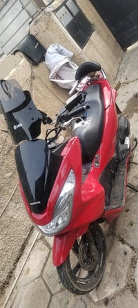 مليزي دراجه حلوه ومحرك ١٥٠ ناعم محرك مفتوح تجفيت يخبل سعره مليون و٣٠٠ ...