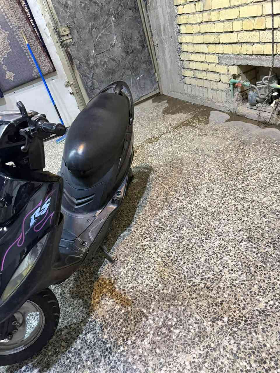 سلام عليكم دراجه ماكس عدله نضيفه كلش سلف هندر شلعه معدل كهربائيه كله شغاله كلشي ما ناقصه مكاني شعله 
*********** واتساب فقط
