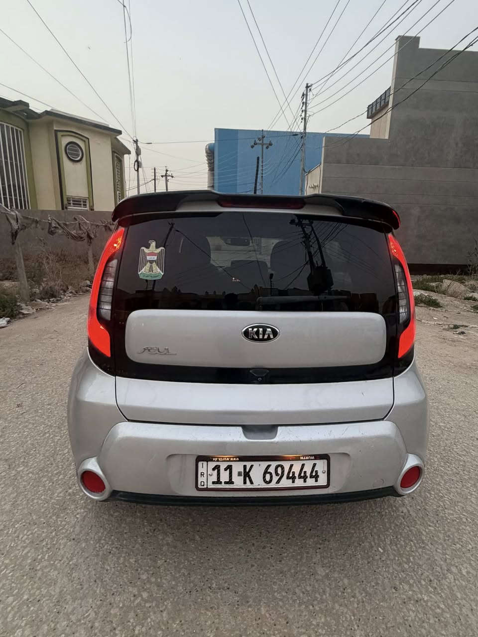 السلام عليكم 
كيا صول 
موديل 16
وارد امريكي
رقم بغداد انكيلزي مميز
المواصفات
مود درايف
كامرا شاشه
تحكم جهتين
كشاف
كشن كهرباء
اشاره بالمري 
كشنات جلد
مكينه 2000 جي دي
كير At
حادثه جاملغ وبنيد  وبيه جاملغ لخلفي نص منه اثر جراد شرط بدون معجون سونار مرفق مع الصور
السعر109 وبيه مجال
*********** مكاني بابل
