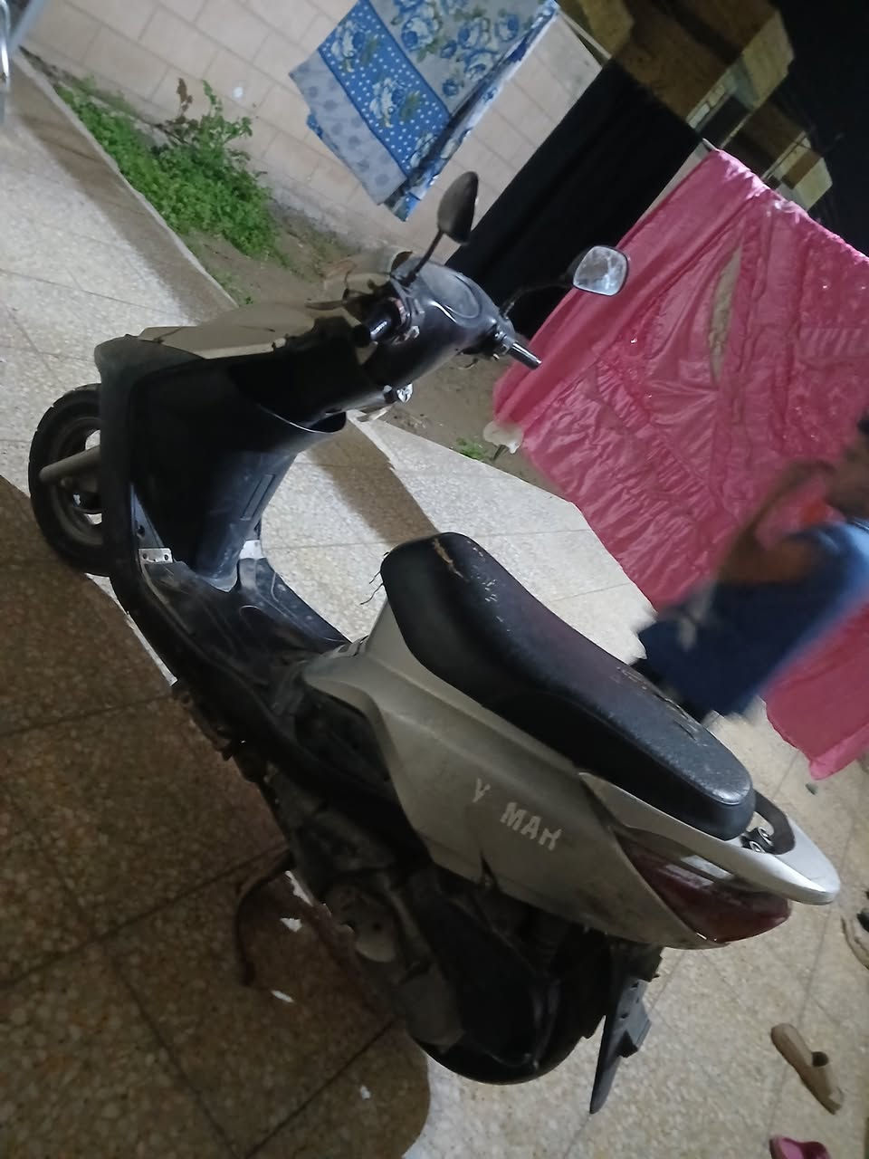 السلام عليكم دراجه للبيع كايمه والكفر المامي مكسور بس جفتهه وشغل واطلع السعر 150مكاني قلعه سكر ناصريه


**إذا كنت صاحب هذا الإعلان وتريد حذفه لأي سبب، رجاءا أرسل رسالة إلى الدعم الفني**