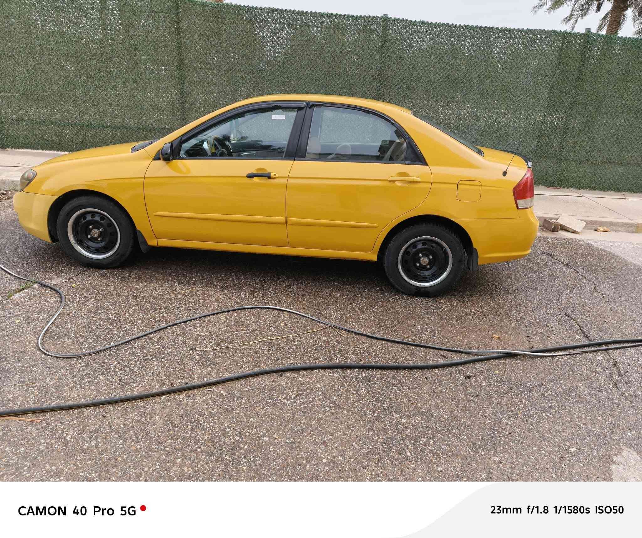 حادثها خشم الجامرلوغ الايمن فقط
كير محرك تبريد تخم تاير باتري صدر جديد 
سنويه لل 30 سياره جديده رقم ديالى جديد
السعر78 وبيها مجال قليل استفسار ***********
