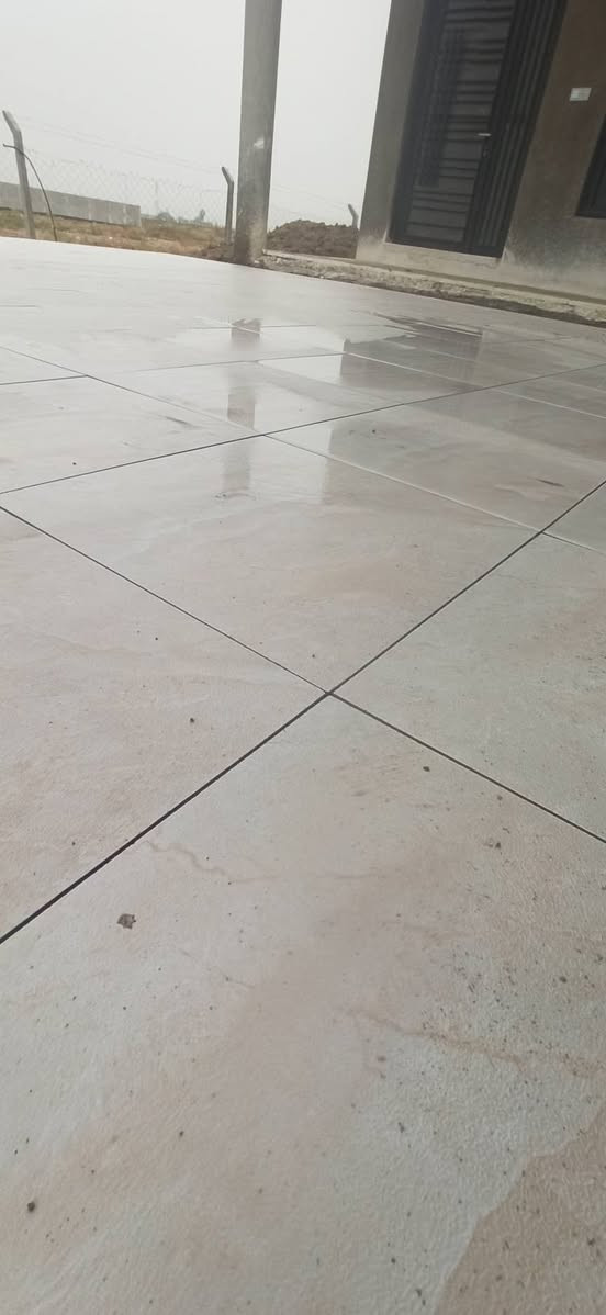 السلام عليكم 
متوفر لدينا جميع الاعمال المختصه بالمقاوله 
البناء بالتقسيط المريح جدا 💢
تطبيك السيراميك ايضا نقدا وبالتقسيط المريح 💢
والعمل درجه اولئ ويوجد ايضا نقدا💢
هاي الصور كدامكم شوفو العمل وقيمو اضبط شغل بالبكرلي اتحده واحد يسوي مثله 
ومتوفر بناء المسابح وانشاءها الوحيد بالحله 💢 
ومتوفر ذرعات وبناء وتخطيط وخرائط كل هذا باشراف مهندسين مختصين للاستفسار ***********
