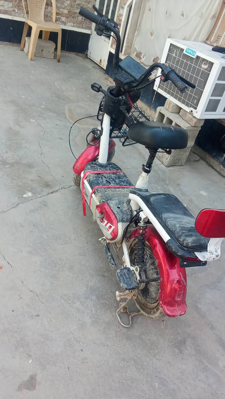 باسكل شحن للبيع سعر 300 وبي مجال مكان بعقوبه يتصل عل رقم ***********
